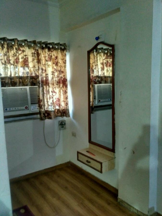 Rajshree Hotel Ахмедабад Екстериор снимка