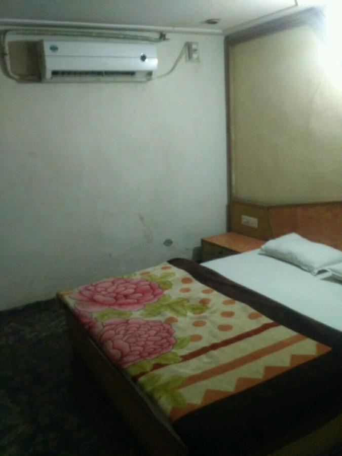 Rajshree Hotel Ахмедабад Екстериор снимка